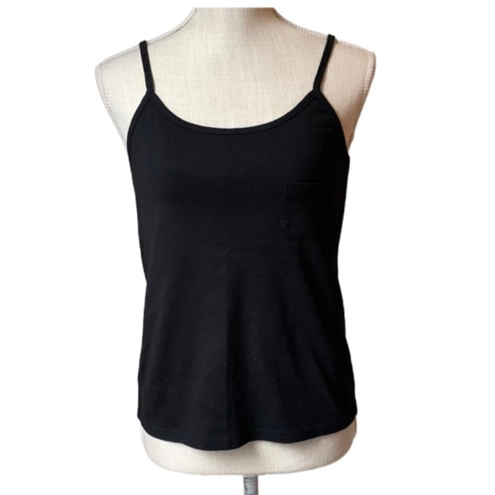 3/$15 LAST CHANCE! NEWPORT NEWS Basic Black Tiny Pocket Tank Top